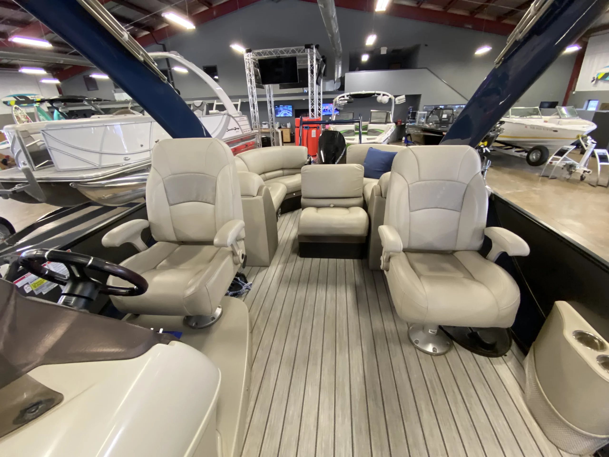 2018 -South-Bay-Pontoon-Boat-For-Sale-Valley-Marine-Blue