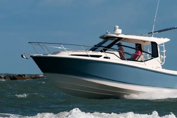 Valley Marine Boston Whaler 325 Boat For Sale