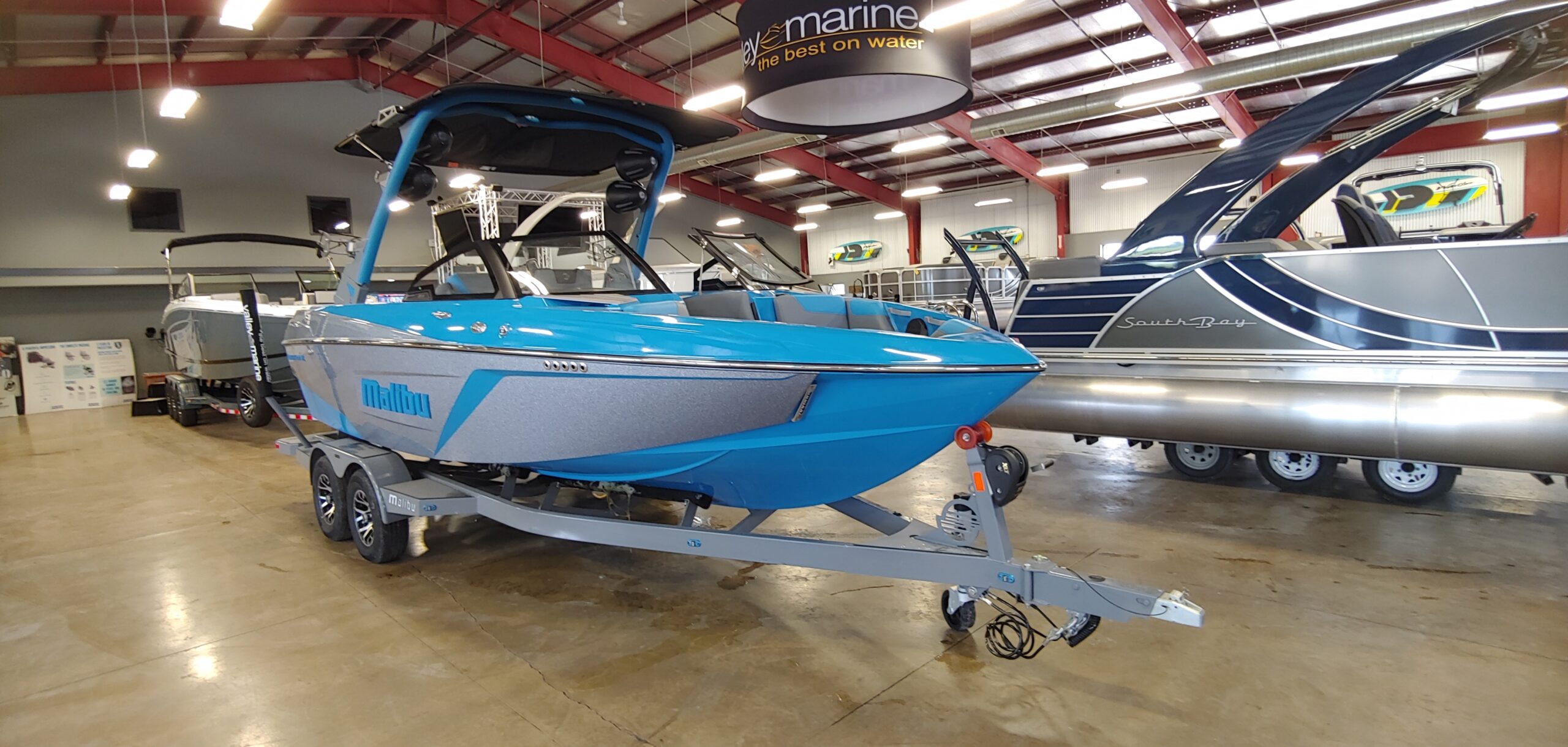 2022 Malibu Wakesetter For Sale at Valley Marine Showroom