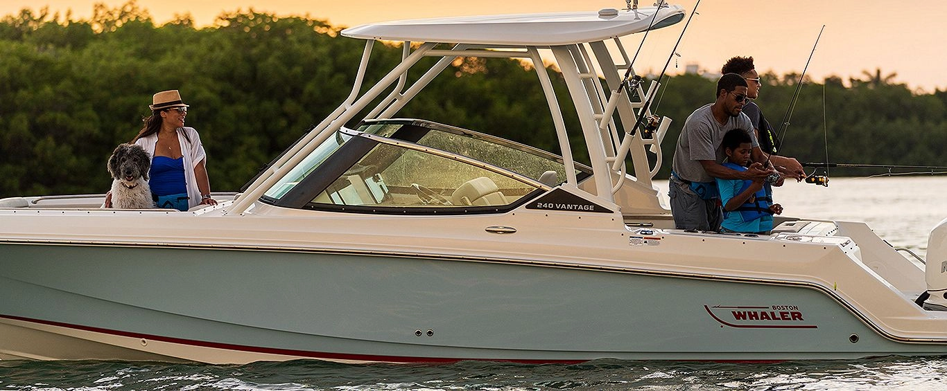 Boston Whaler 240 Vantage