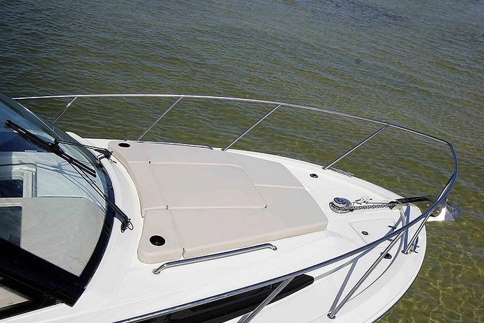 Boston Whaler 325 Conquest Pilothouse