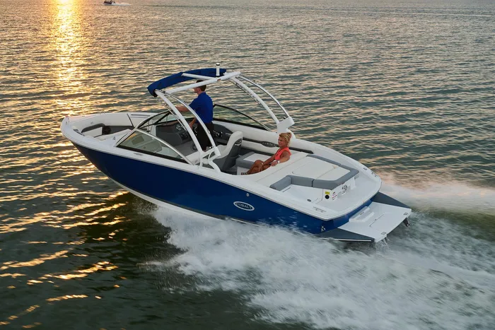 Valley Marine Cobalt CS23 Boat