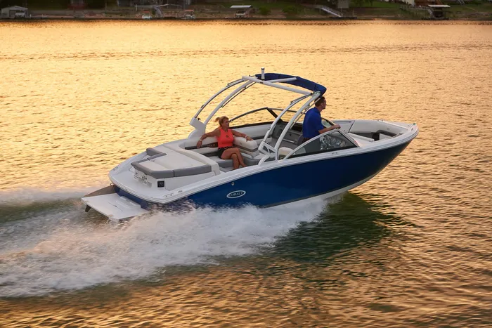 Valley Marine Cobalt CS23 Boat