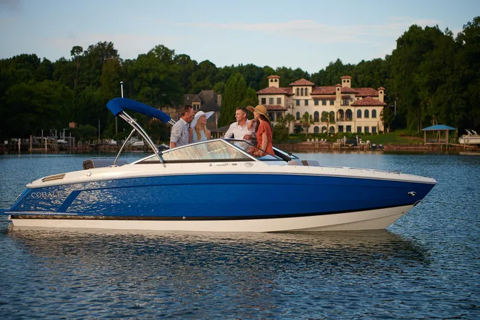 Valley Marine Cobalt R4 Boat