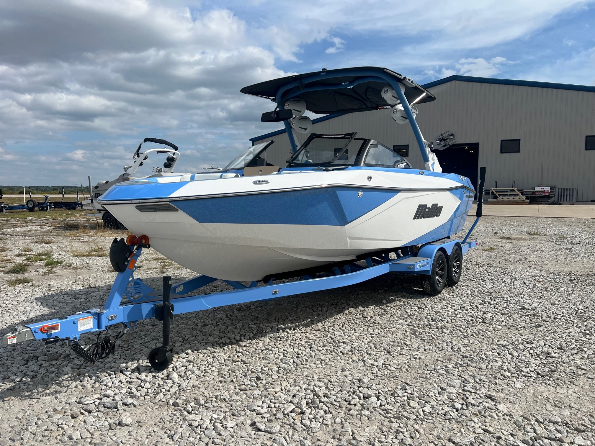 2024 Malibu Wakesetter 23 LSV Valley Marine